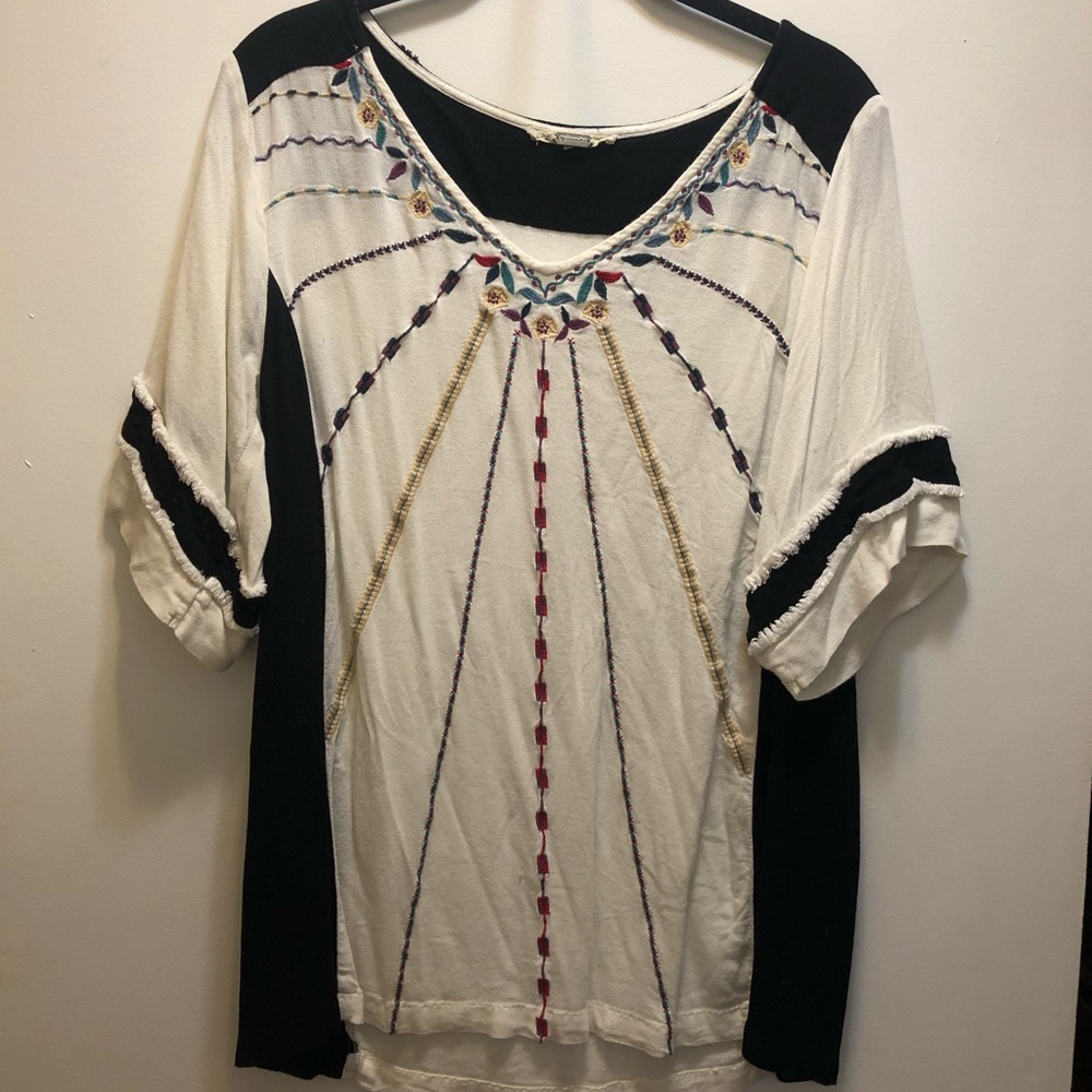 Gimmick Loose Fit Top